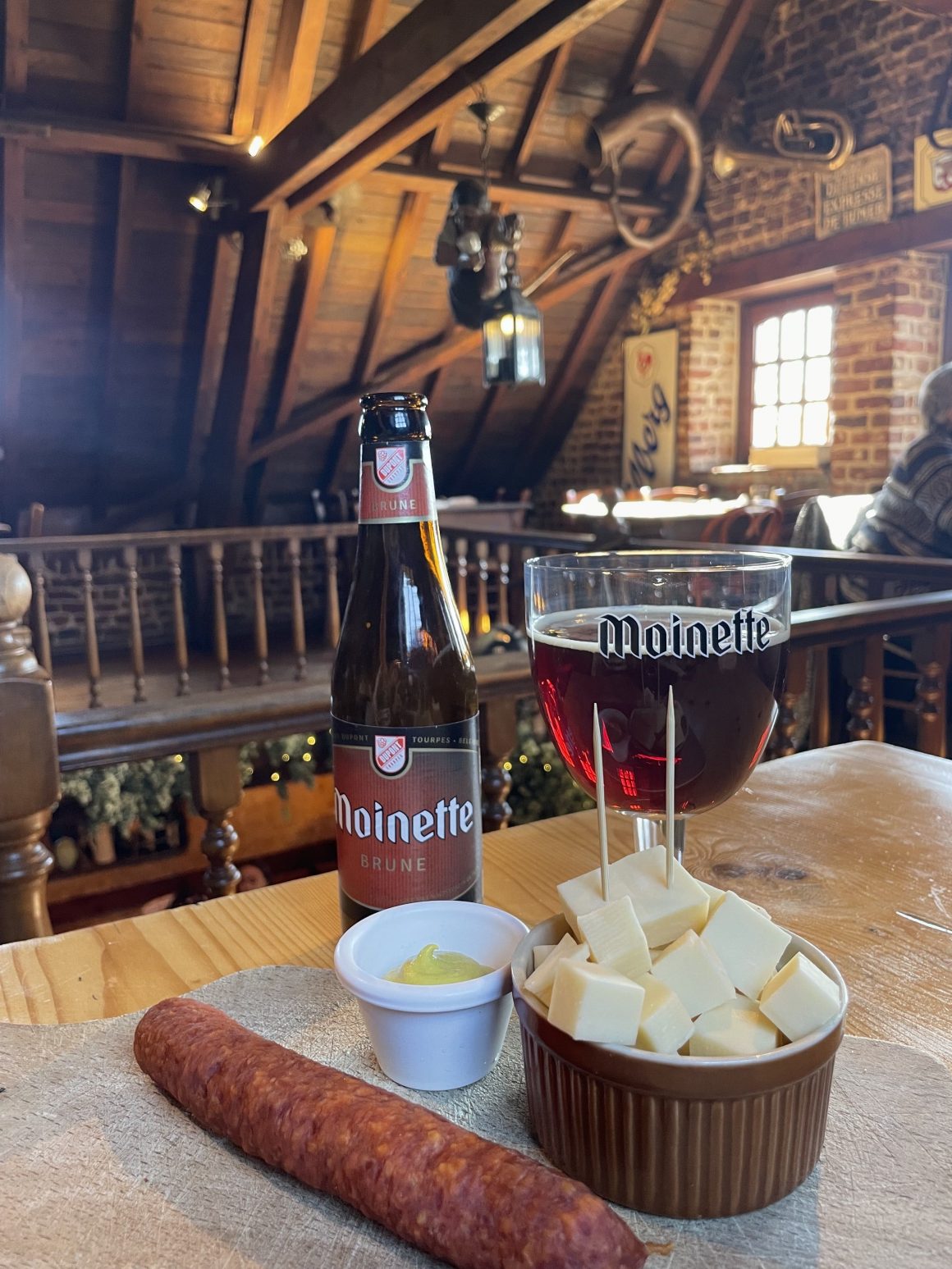 La carte des bières est particulièrement exhaustive