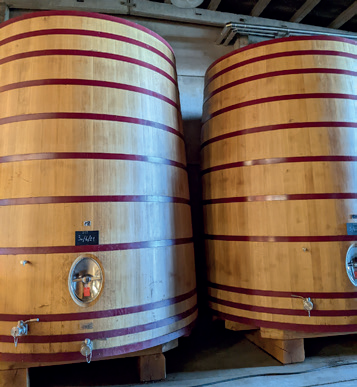 Fûts de chêne de la brasserie Bourgogne des Flandres où sont confectionnées les bières de style Oud Bruin